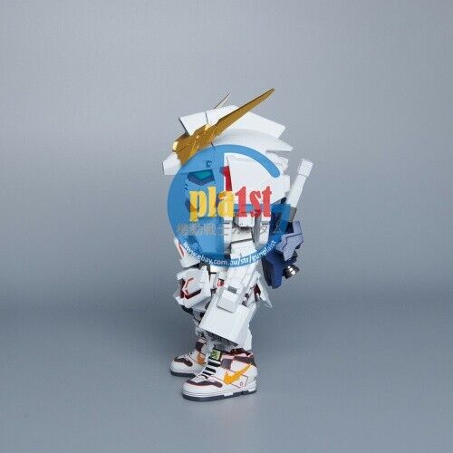 Brand New Bandai x Nike SB QMSV Unicorn Gundam PVC Action Figure (with Key Ring)