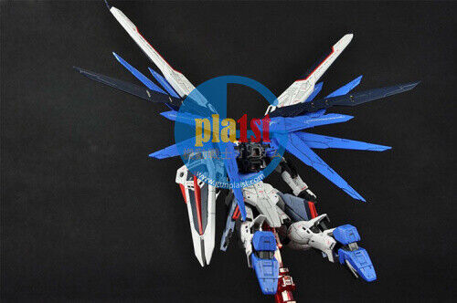 Brand New Unopen BANDAI RG 05 1/144 ZGMF-X10A Freedom Gundam