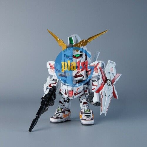 Brand New Bandai x Nike SB QMSV Unicorn Gundam PVC Action Figure (with Key Ring)